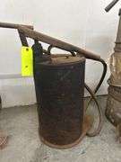 Early Foot Pump Lubricator