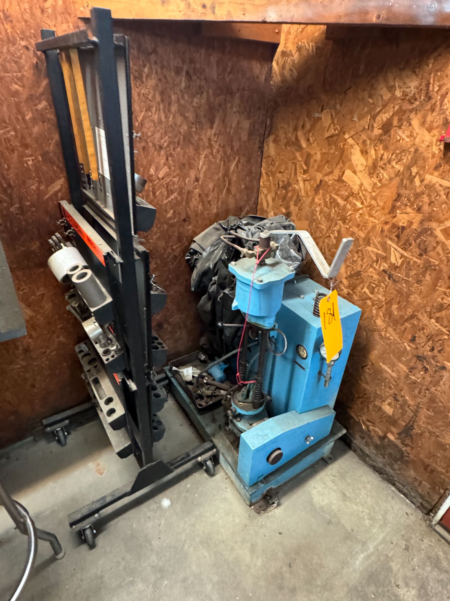 Lot image 3