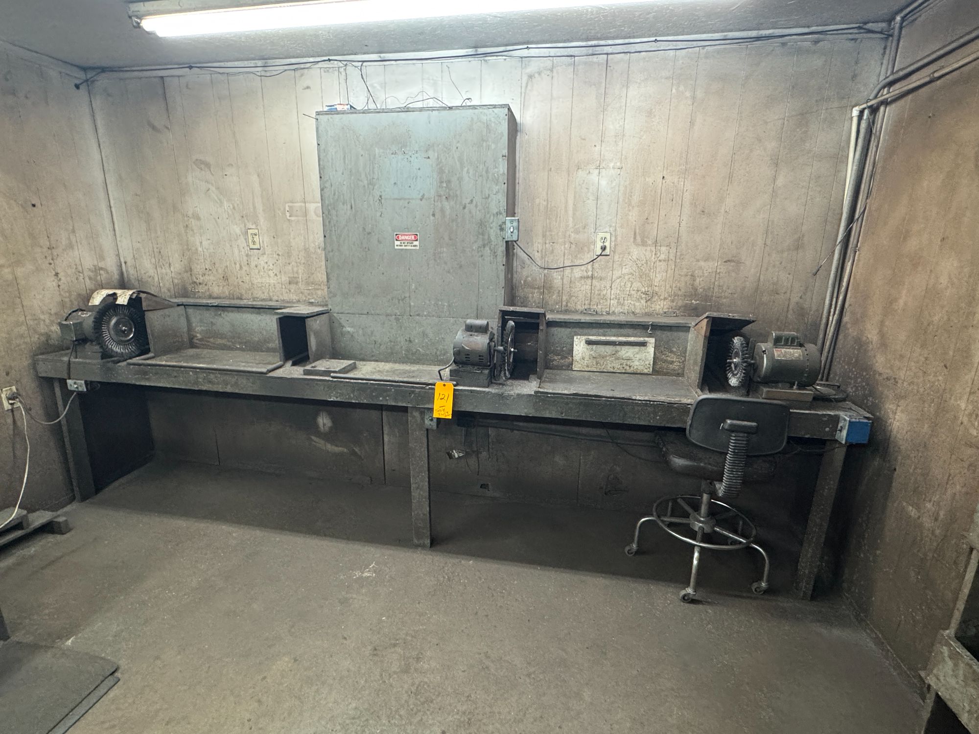 Lot image 2