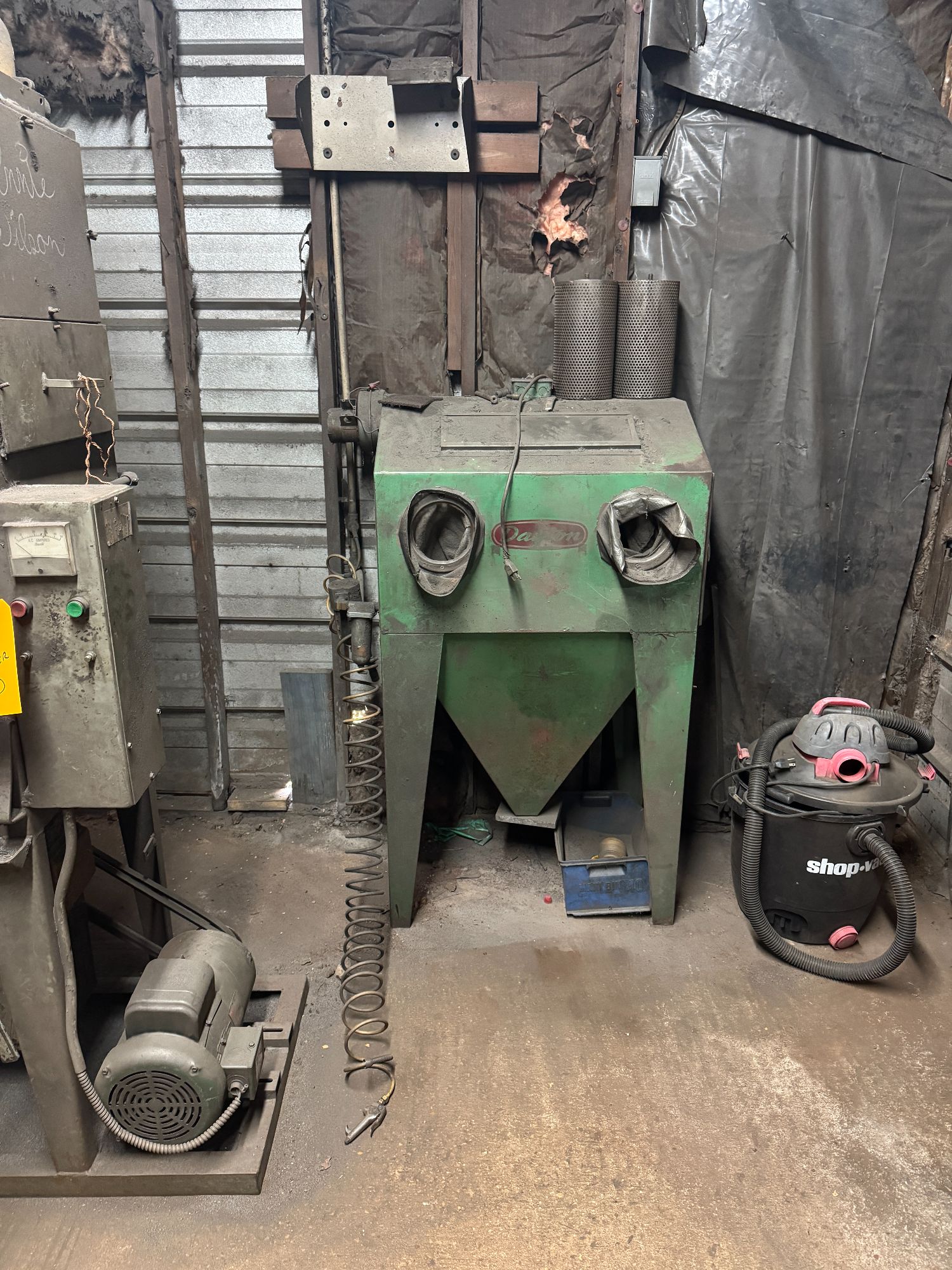 Lot image 2