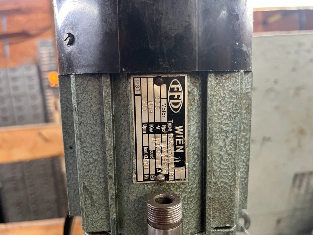 Lot image 4