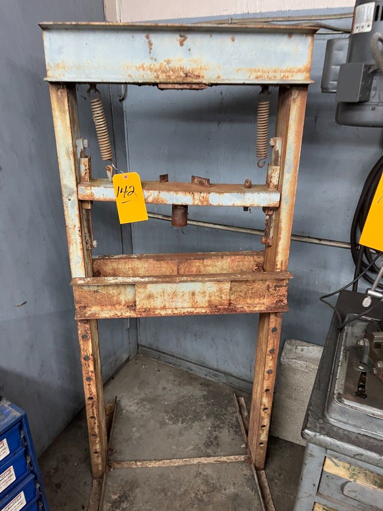 Lot image 1