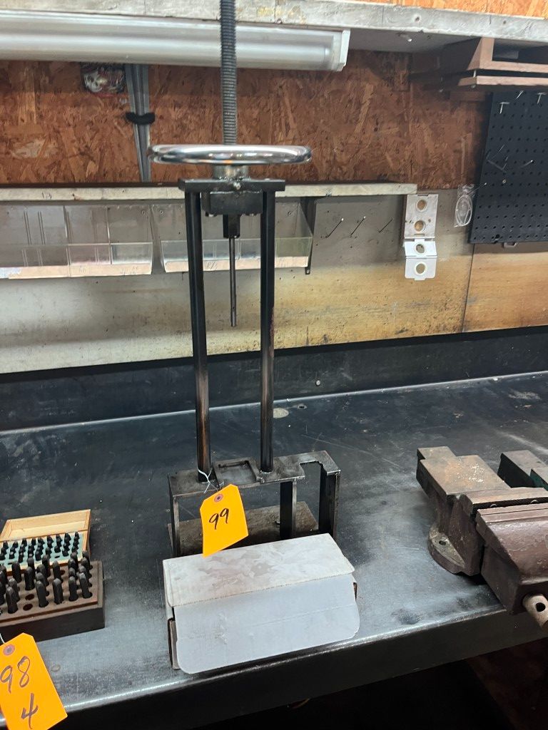 Lot image 2