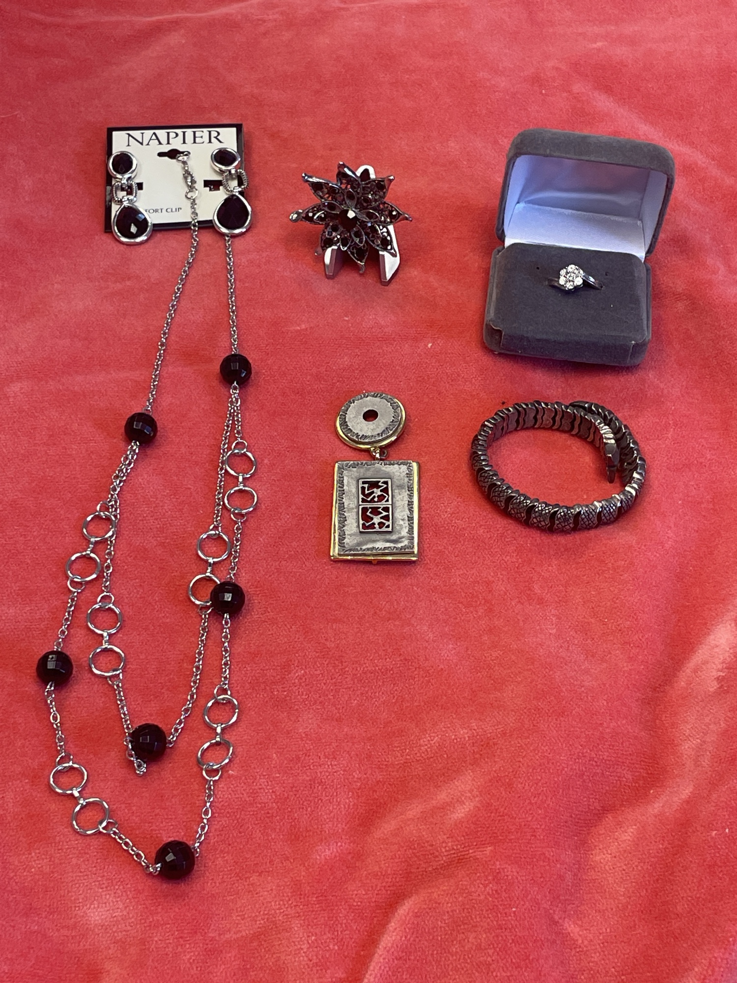 Lot image 1