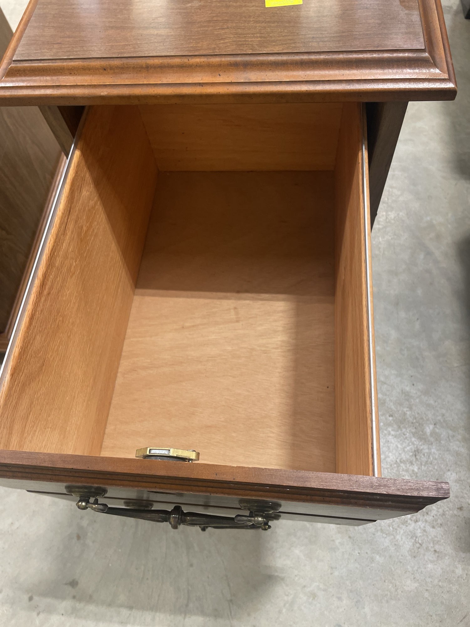 Lot image 4