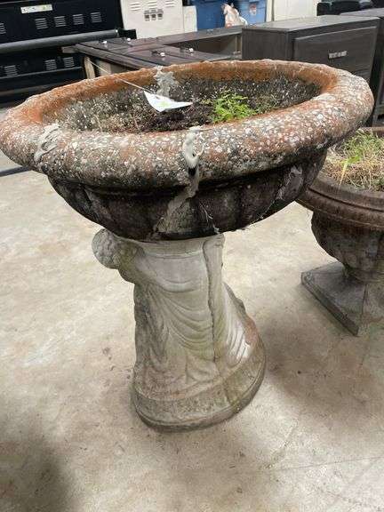 Concrete Garden Planter with Cherub Base