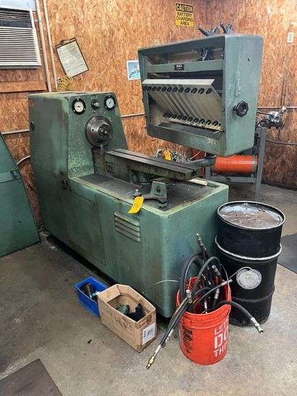 Bosch Fuel Injector Test Stand with Hoses & Parts