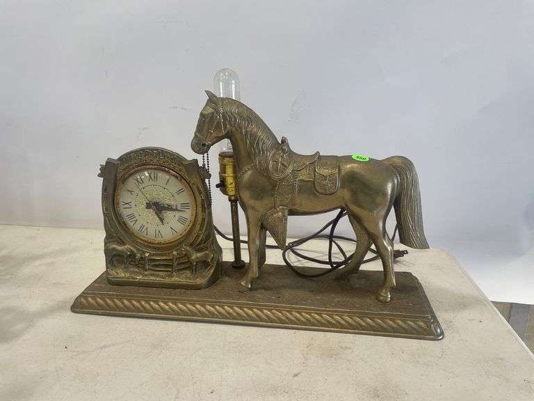 Lanshire Horse Clock Lamp