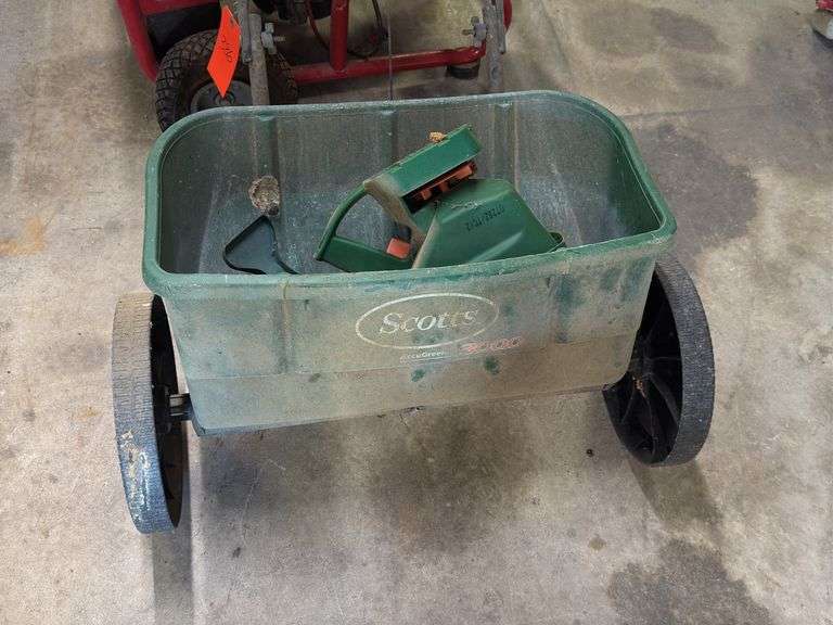 Scotts AccuGreen 3000 Lawn Fertilizer Spreader