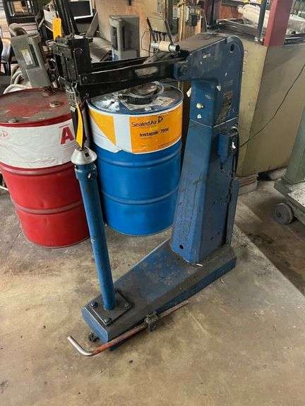 Pnuematic Box Stapler