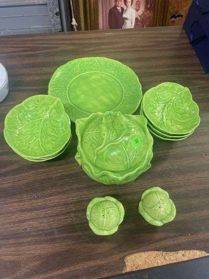 Holland Mold D. Stewart Cabbage Leaf Dishes