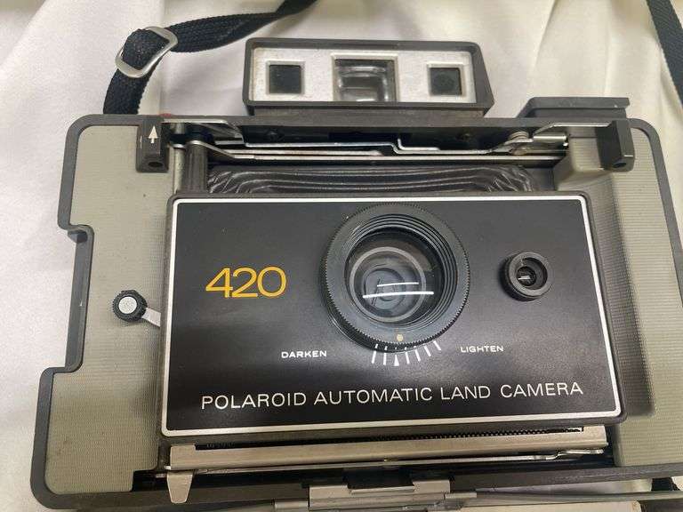 Polaroid Automatic Land Camera 420