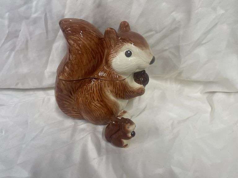 Squirrel Cookie Jar and Salt Shaker