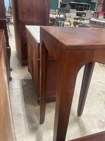 Small Wooden Plant/Lamp Table