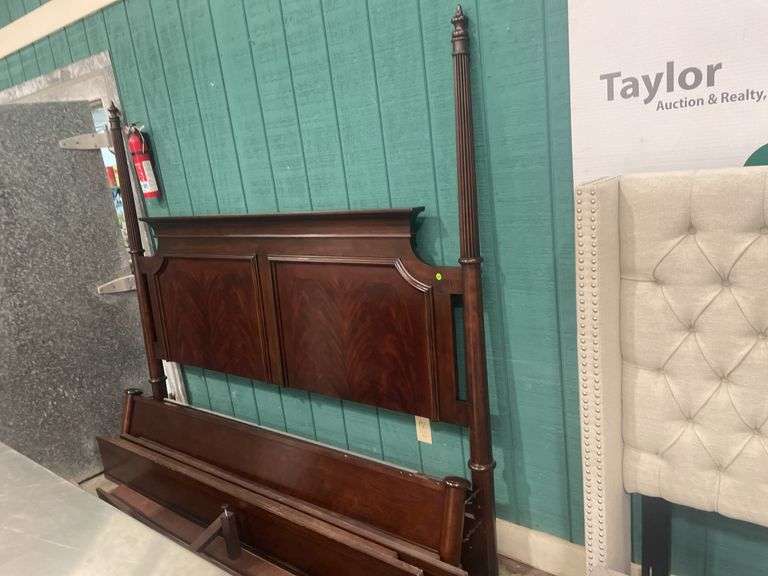 King Four Poster Bed Frame with (2) Tempur-Flat Foundation