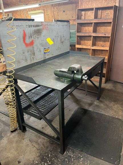 Double Sided Work Station 1 Vise