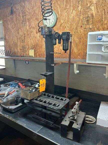 Vertical Turret Mill