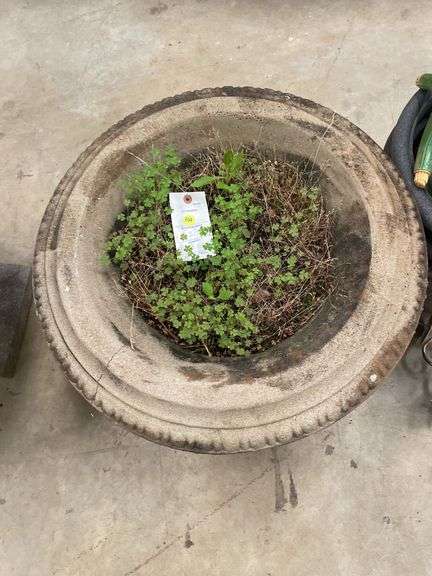 Pair of Decorative Concrete Garden Urns