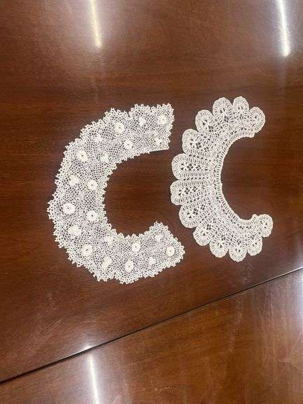 Floral Tablecloth with Crochet Collars