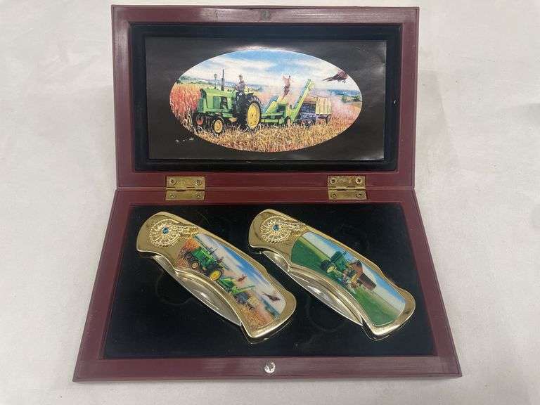 John Deere Tractor Commemorative Knife Set image