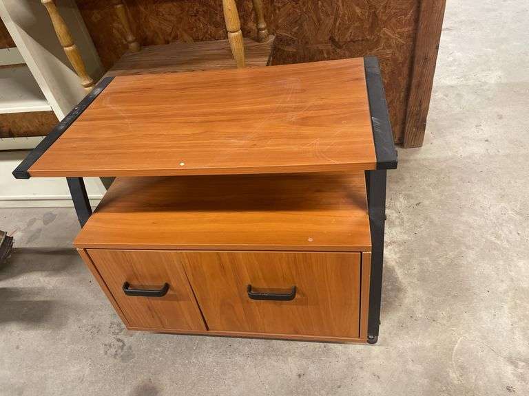 Small Wood Grain Finish Side Table with Drawers