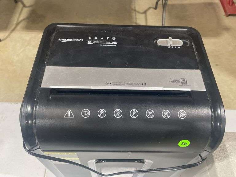 AmazonBasics Paper Shredder