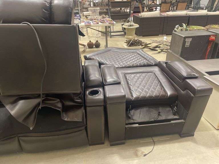 Ashley Warnerton Reclining Sectional