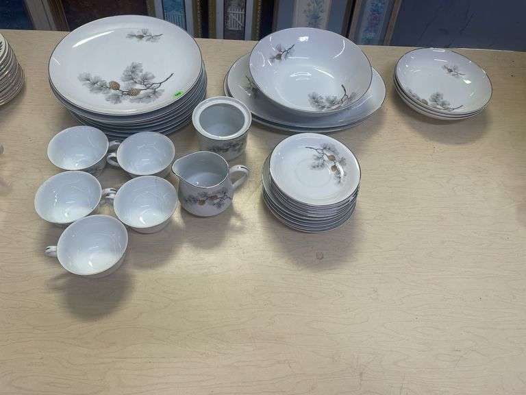 Norleans China Pine Cones 30 Pc. Dinnerware Set image
