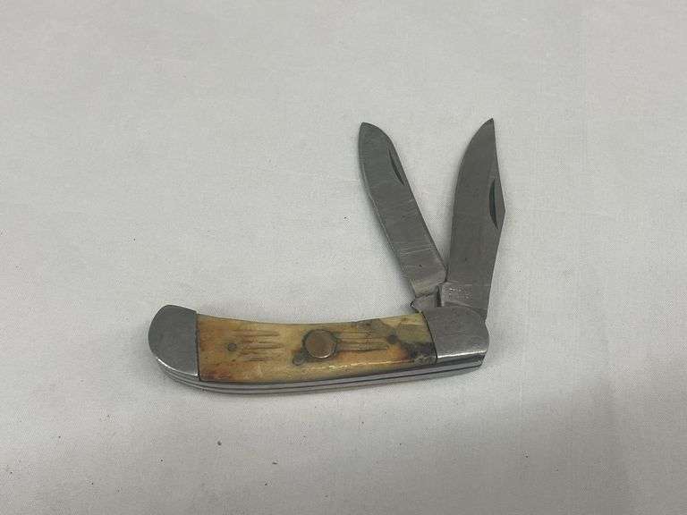 (3) Pocket Knives