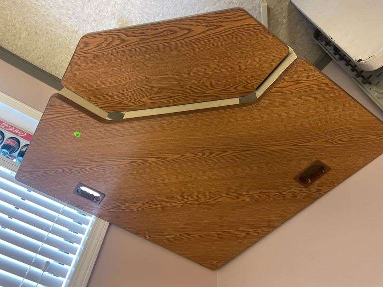 Corner Computer Desk with Keyboard Tray
