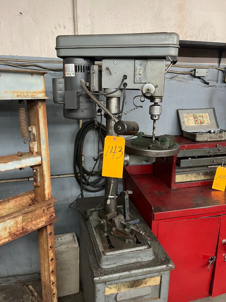 Lot image 1