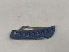 (3) Folding Pocket Knives