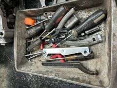 Contents Only of Tools & Parts