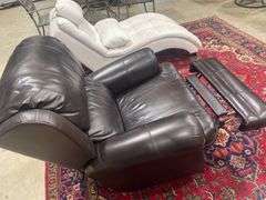 Jackson Furniture Industries Brown Leather Recliner Armchair