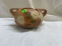 Roseville Pottery Bleeding Heart Bowl