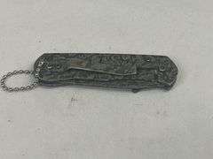 (3) Folding Pocket Knives