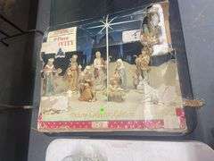 Deluxe Collector's Edition 9-Piece Nativity Set