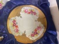 Sorelle Tea Set with Floral Design