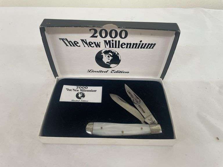 2000 The New Millennium Limited Edition Pocket Knife image