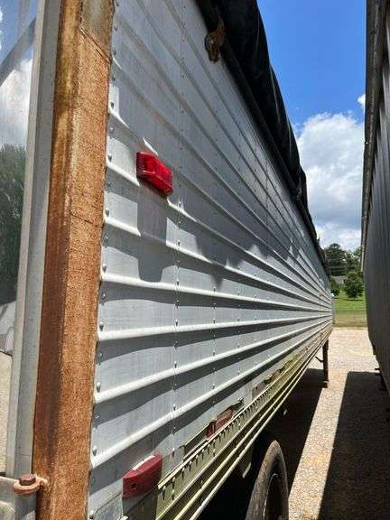 1986 Aluminum Side Hopper Bottom