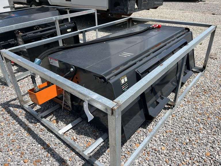 2024 Wolverine BBS-11-72W Skid Steer Hydraulic Power Broom image