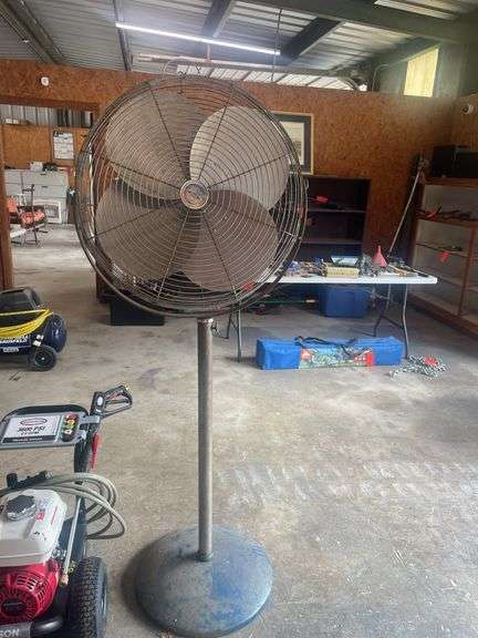Windmaker Pedestal Fan image