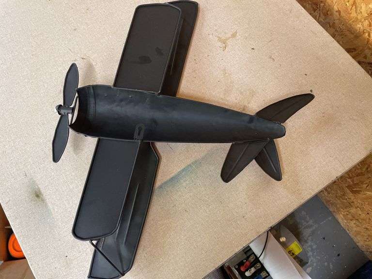 Metal Decorative Airplane Wallhanger