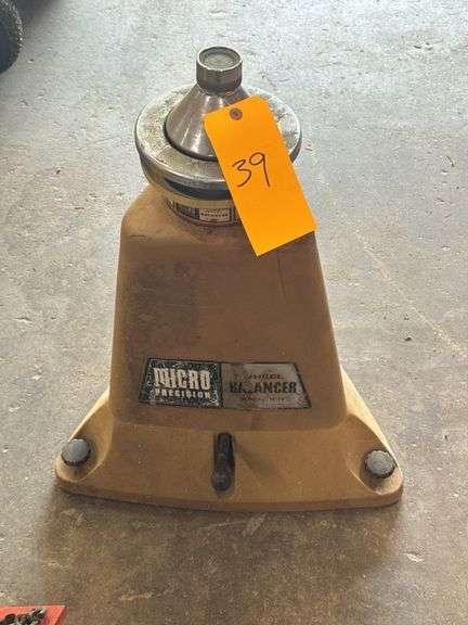 Micro Wheel Balancer image