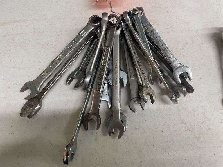 Lot of (20) Wrenches image