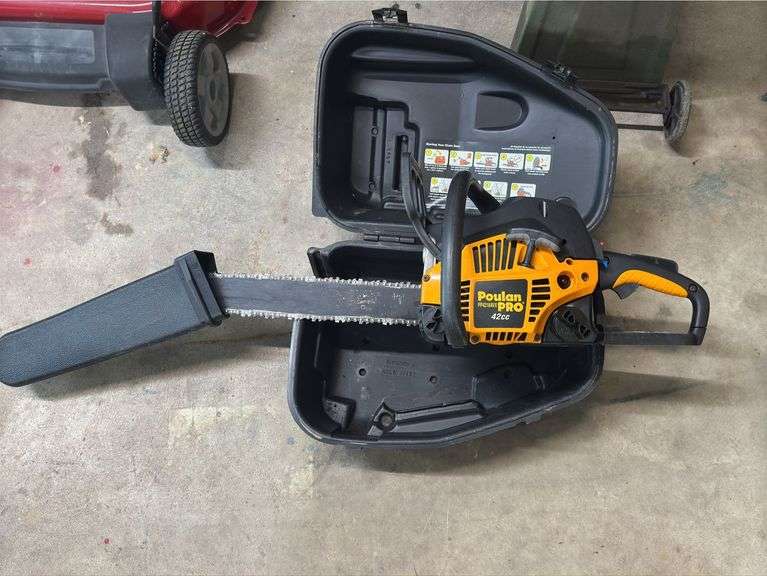 Poulan Pro Chainsaw with Case image