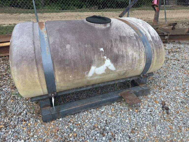 300 Gallon Tank image