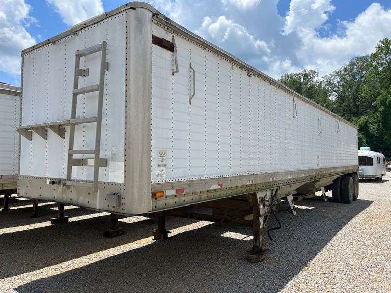 1992 Wilson Hopper Bottom Trailer