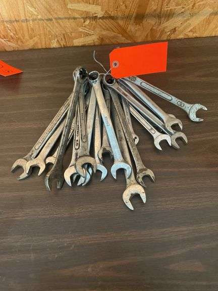 Lot of (20) Wrenches image