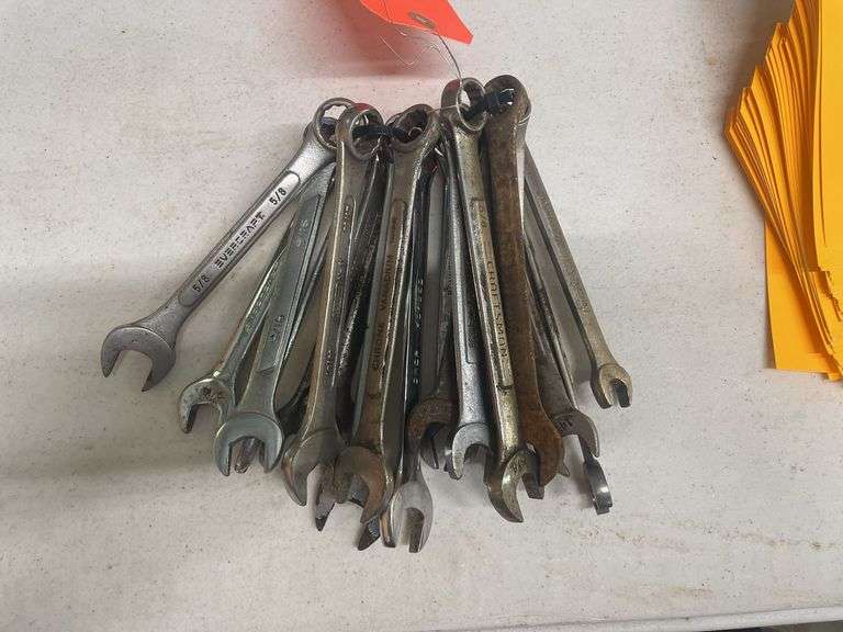 Lot of (20) Wrenches image